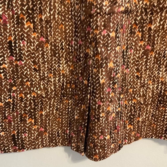 Van Heusen Skirt Lightweight Lovely Pattern Sz 16 - Picture 4 of 6